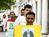 Delhiites participate in 'Save the Trees' campaign
