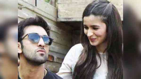 When Alia admired Ranbir’s adorable expressions!