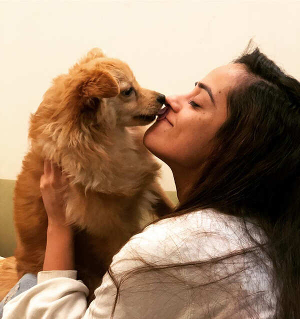 Priya Tandon Photos