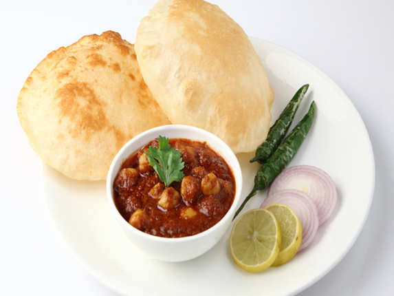 Chole Bhatura Recipe: How to make Chole Bhatura Recipe at Home | Homemade Chole Bhatura Recipe - Times Food