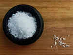  Why is sprinkling salt on cooked food bad?