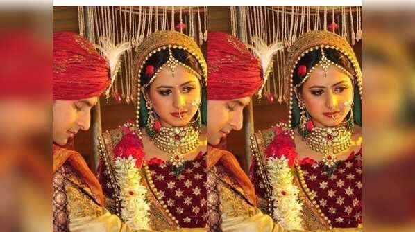 Ravi Dubey and Sargun Mehta make for a picture perfect couple in this unseen picture from their wedding