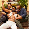 Article image for: Check out Ranveer Singh's reaction to 'Simmba' co-star Sonu Sood's six-pack abs
