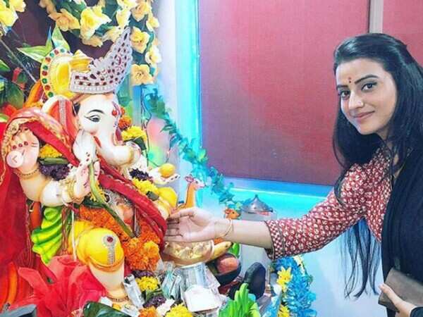 Akshara Singh Pictures