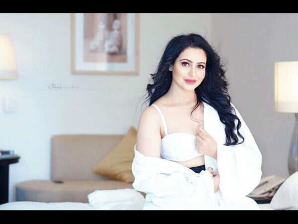Nandini Rai Photos