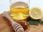 Lemon and honey water