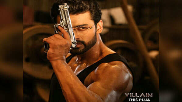 Ankush flaunts an intense look