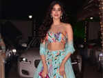 Much like her mom, the late veteran actress Sridevi, Janhvi Kapoor favours ethnic looks by Manish Malhotra