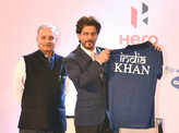 Shah Rukh Khan sends-off Indian Paralympic Contingent for 2018 Asian Para Games