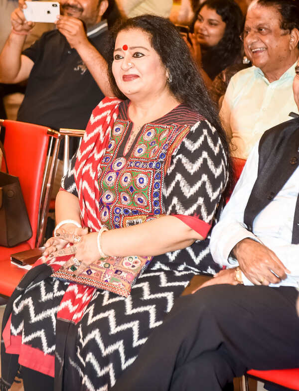 Apara Mehta