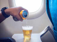 Why you should never drink alcohol on a flight