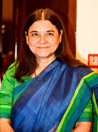 Article image for: Trending photos of <i class="tbold">maneka gandhi</i> on TOI today