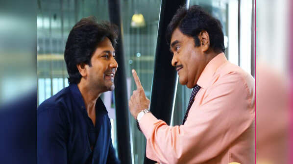 Ashok Sharaf as ‘Love Guru’