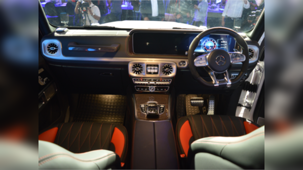 Cabin styling and equipment
