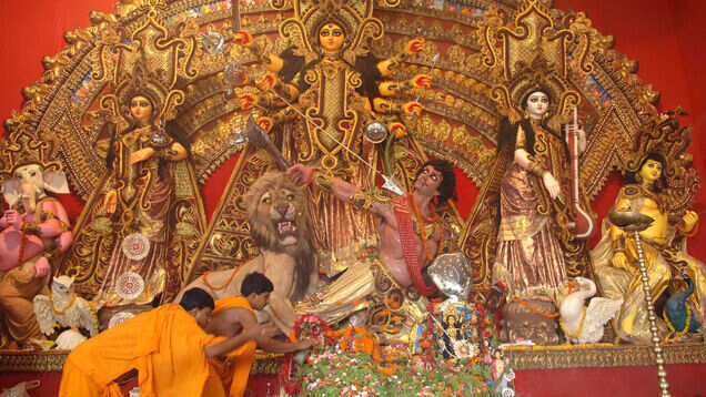 10 stunning North Kolkata Pujas