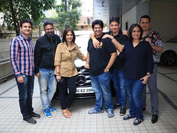 Photo: ‘Satyameva Jayate’ producers gift a car to director Milap Zaveri