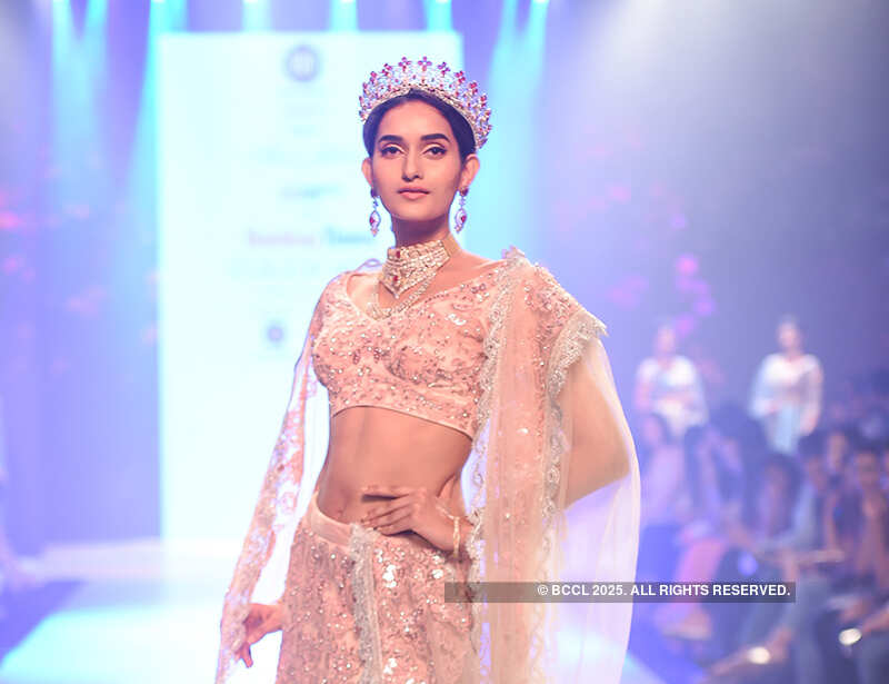 Bombay Times Fashion Week 2018: Pallavi Jaikishan - Day 1