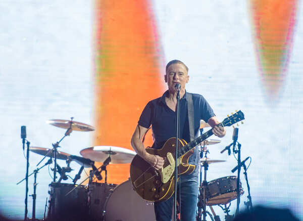 Bryan Adams