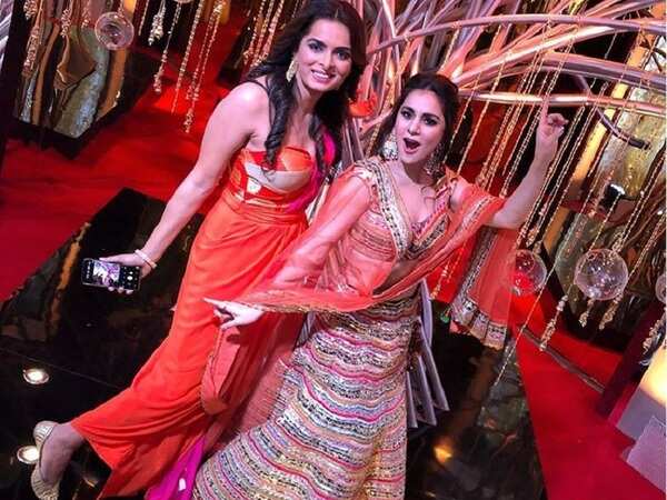 Ruhi Chaturvedi