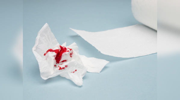 What are the symptoms of a miscarriage?