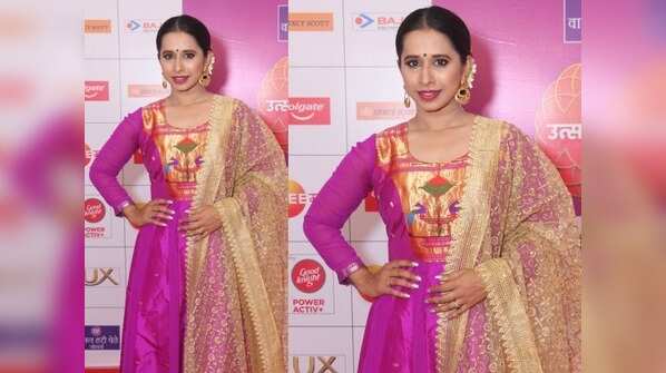 A tweak to the 'Paithani' look