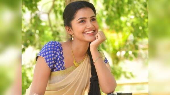 Dream debut for the ravishing beauty at the age of 19