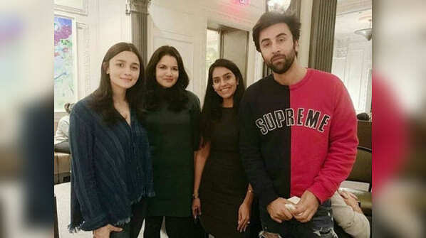 Throwback: When Alia Bhatt and Ranbir Kapoor bumped into fans in New York