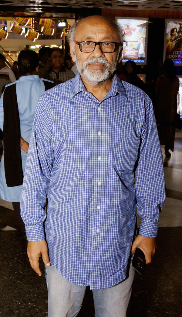 Masood Akhtar Photos