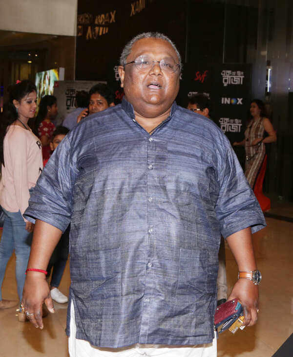 Indradeep Dasgupta Photos