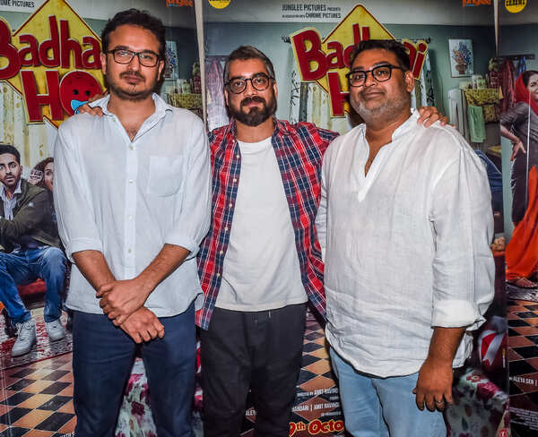 Akshat Ghildial Pictures