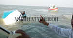 Boat carrying workers to site of Shivaji Smarak capsizes