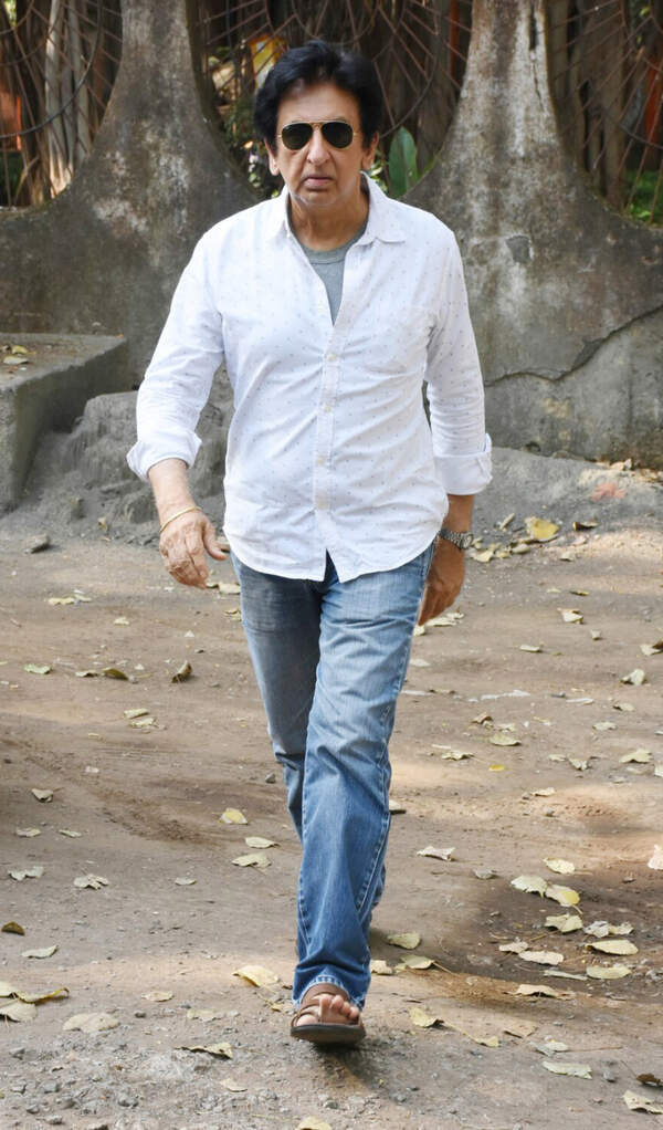 Kailash Surendranath Wallpapers