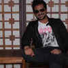 Article image for: <i class="tbold">resham</i>’s Marathi play Vastraharan impresses Pushkar
