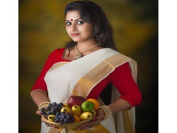 Sruthi Lakshmi Photos