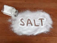 10 signs that you are eating too much salt