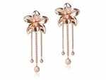 These earrings will help add a dash of charm to all your festive attires