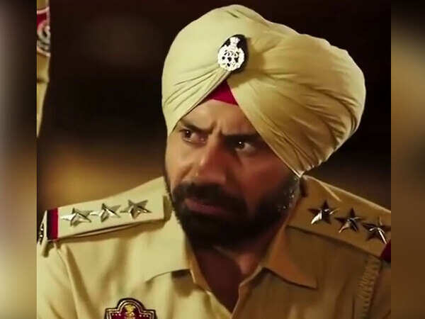 Binnu Dhillon Photos