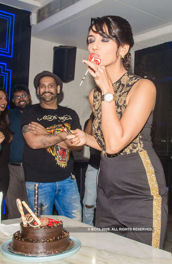Nikita Dutta Pictures