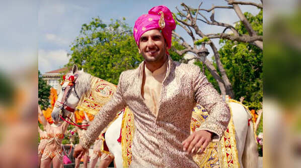 The conventional Dulha look
