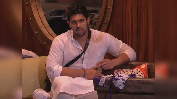 Deepak in untrustworthy