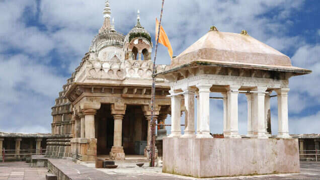 Discovering the marble rocks of Bhedaghat&mdash;a hidden treasure of Madhya Pradesh