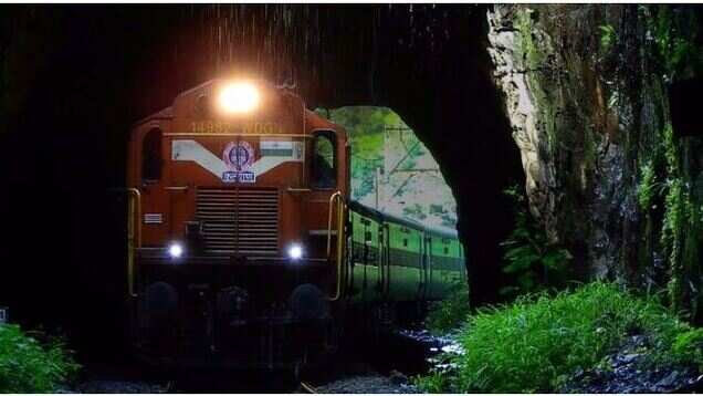 IRCTC&rsquo;s special express train to offer &lsquo;a journey to remember&rsquo; at just INR 10