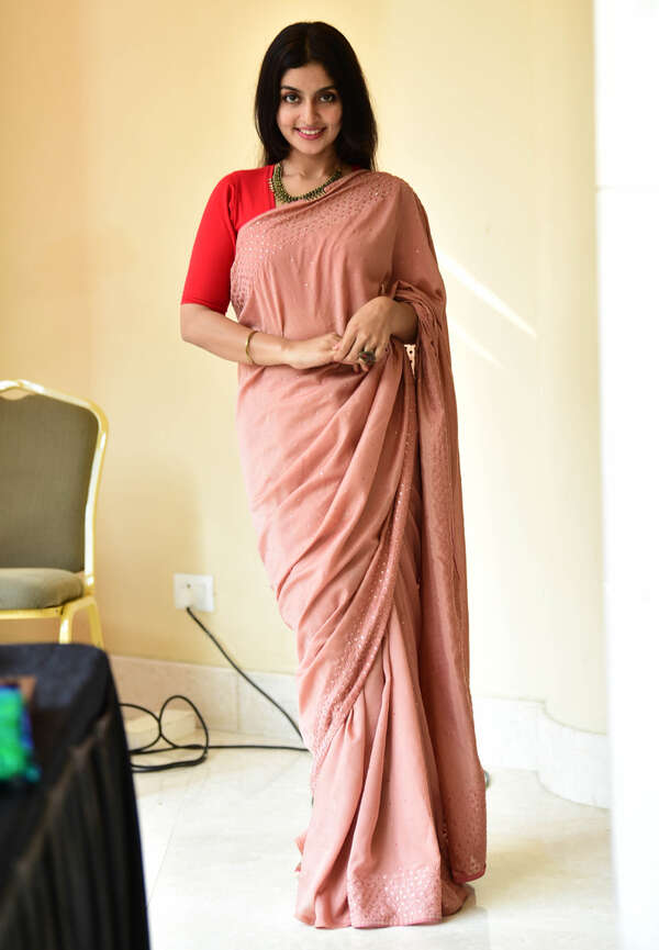 Athmiya Pictures