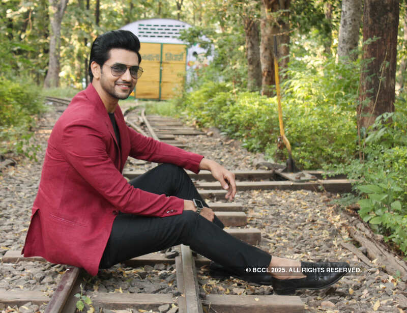 TV actor Shakti Arora's exclusive photoshoot