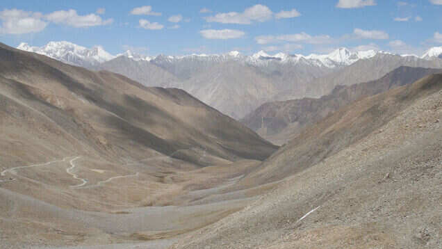 Road in Ladakh to go through glaciers; currently under construction