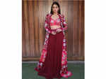 Sara Ali Khan's contemporary-Indian look is perfect for a sangeet function this wedding season!