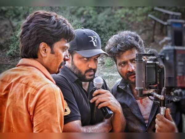 Aditya Sarpotdar Pictures