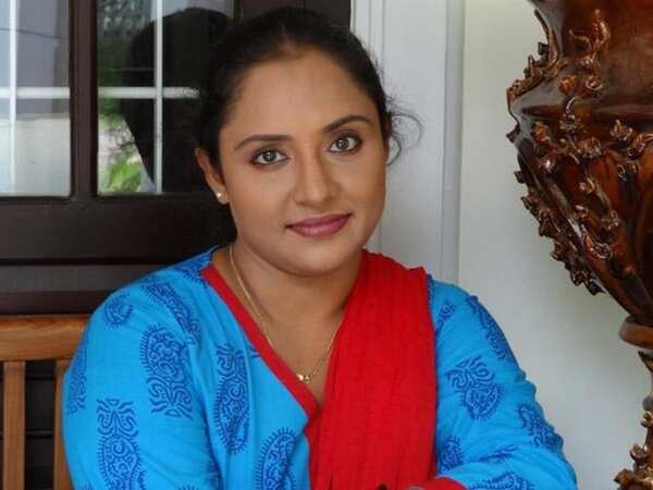 Nisha Sarangh Photos