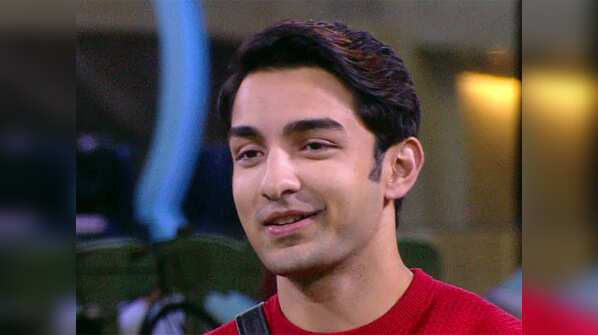 Rohit describes housemates