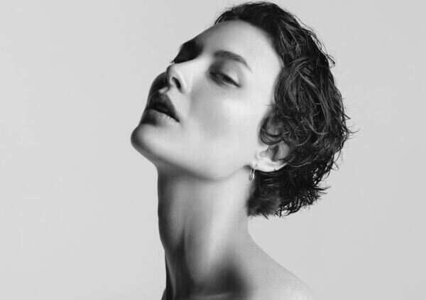 Shalom Harlow
